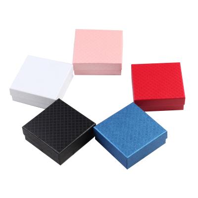 China Diamond Pattern Bracelets Necklaces Ring Friendly Wholesale Carton Boxes Small Jewelry Packaging Gift Box for sale