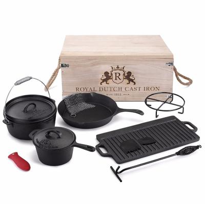 China Sustainable 11 Piece Cook Box Set with Large Skillet, Sauce Pot and Vintage Carry Storage Box - Premium Cast Iron Cookware for sale