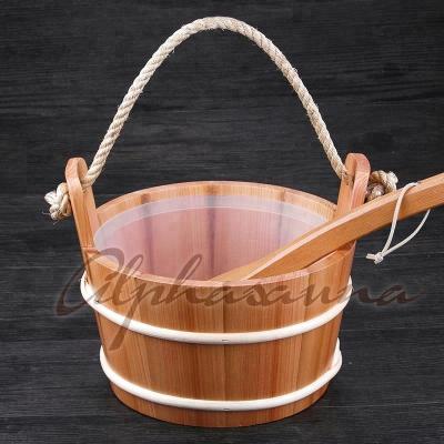 China With Wooden Transom Windows 4L Red Cedar Shower Gallon Sauna Bucket And Spoon Sauna Accessories for sale