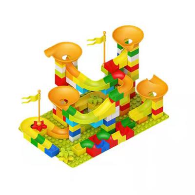 China DIY Practice Variety Plastic Slide DIY Building Block 160 Kids Building Block Toys For Sale for sale