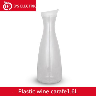 China Sustainable Unbreakable Home 1.6L Plastic Wine Decanter With Clip Lid for sale