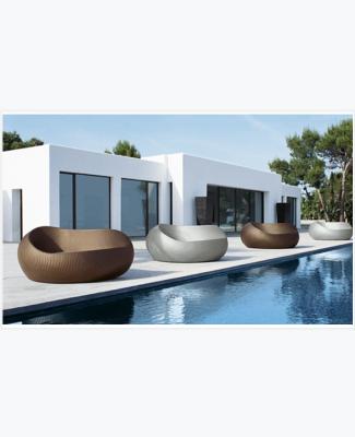 China Eco-friendly\UV Resistant\Water Proof\Hotel Poolside Rattan Daybed Swimming Pool Leisure Sofa New Weather Design Sink Sun Outdoor Sofas for sale