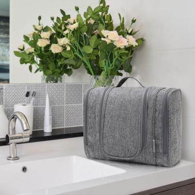 China Portable Waterproof Wholesale Makeup Bag Toiletry Bag Hanging Toiletry Bag for sale