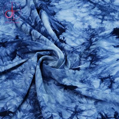 China Anti Pill Quick Dry Skin Friendly Printed Rayon Fabric for sale