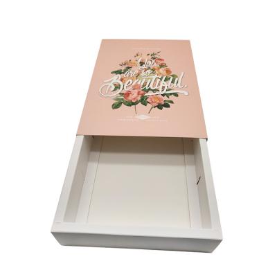 China Handmade Wholesale Custom Courier Box Recyclable Cardboard Paper Bow Wedding Box Packaging With Ribbon Folding Gift Box for sale