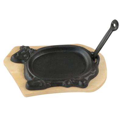 China Sustainable Cast Iron Cow Shape Frying / Sizzling Grill Plate / Pizza Pan With Wooden Tray for sale