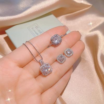 China Korean Simple Square Diamond Ring Romantic Square High Carbon Clavicle Diamond Zircon Jewelry Pendant Three-Piece Set for sale