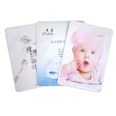 China Disposable Custom Logo Laser Cosmetic Packaging Laminated Bags Mylar Bags Holographic Custom Printed for sale