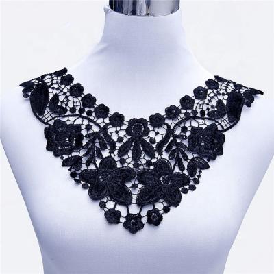 China 2017 Fashions Viable Large 100% Polyester Flower Necklace Black White Lace Necklace For Women for sale