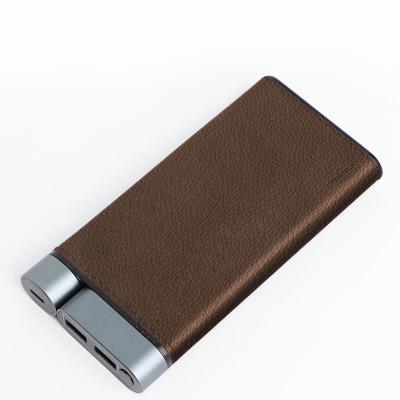 China 10000mAh Power Bank Metalen Shell Leer Afwerking 2pcs USB-A 1pc Type-C poorten Te koop