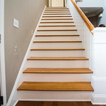 China The modern wooden straight staircase, woden staircase, hot sale staircase for sale