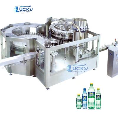 China Food Factory Carbonated Soft Drink Mix And Filling Machine / Rotary Carbonated Filling Machine for sale