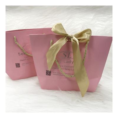 China Fancy Wig Wrapping Paper Packaging Box Bags Hair Silk Bag Satin Custom Logo Pillow Box for sale