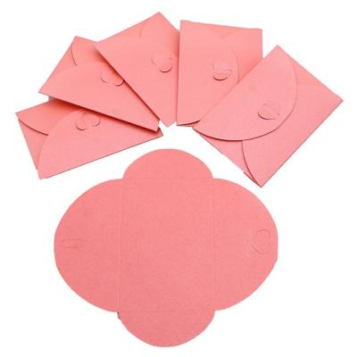 China Rigid Custom Pink Paper Wedding Card Envelope With Heart Closure Recycled Envelopes for sale