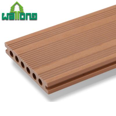 China Outdoor Wood Composite Material WPC HDPE Pergola Plastic Decking Flooring for sale