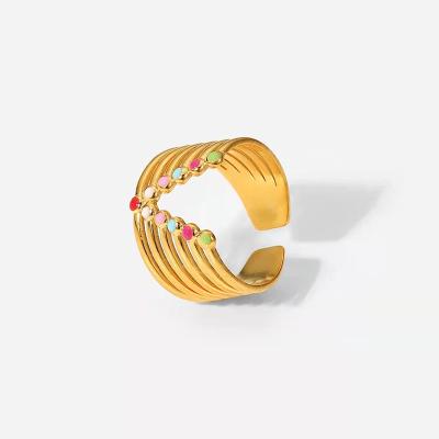 China New Environmental Friendly 18K Gold Plated Waterproof Stainless Steel Enamel Letter V Ring for sale