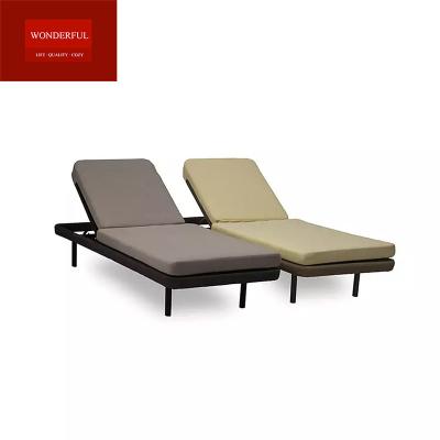 China Modern Wholesale Custom Garden Pool Lounger Outdoor Rattan Sun Loungers for sale