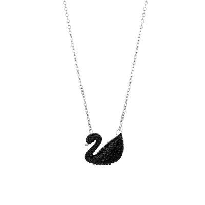 China Simple swan jewelry Europe and America 925 sterling silver woman necklace 2022 new black swan clavicle net celebrity silver authentic chain for sale