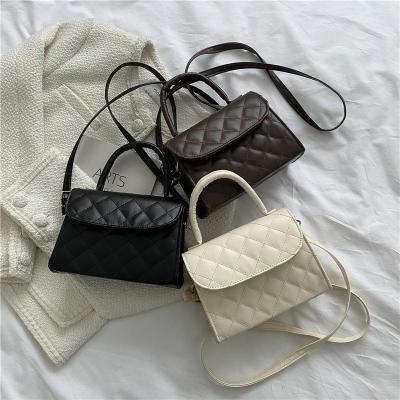 China Fashoion bag women's bag 2022 solid color rhombus embroidered yarn texture ins portable wind simple diagonal bag for sale