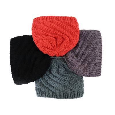 China Spring Autumn Winter Warm And Comfortable Customized COMMON Fashionable Soft Acrylic Knit Hat / Beanie for sale