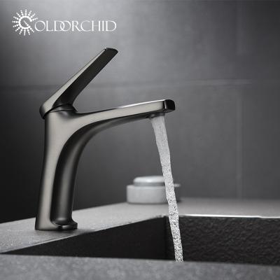 China Faucets Bathroom Sink Faucet Single Handle Thermostatic Chrome Bathroom Faucet for sale