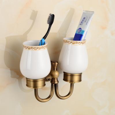 China Sustainable European Bathroom Hardware Sets Gold Polished Bathroom Accessories Double Cup for sale