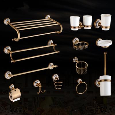 China 2020 Sustainable Luxury Bathroom Accessories Full Set Bathroom Rack Hardware Accessory Set for sale