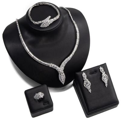 China Luxury 925 Stone Cartoon Women's Silver Luxury Wedding Jewelry Set For Woman for sale