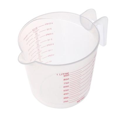 China Sustainable Plastic 1L Measuring Cup 1000ml / 32 Ounce Cooking Barking Kitchen Lab Container Graduated Jug for sale