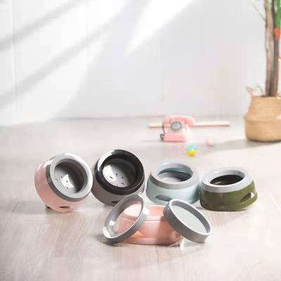 China Viable Safe Car Dog Bowl Non-slip Drinking Health Bowl Pet Take Out Travel Dog Bowl for sale