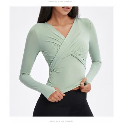 China 2022 New High Quality Breathable Yoga Long Sleeve Sports Fitness Wear Women Ribbed Workout Tops for sale