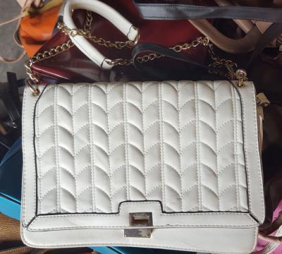 China All Fashion Design Second Hand Clothes Used Ladies Handbags for sale