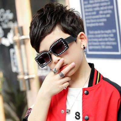 China Wholesale Fashion Sunglasses MS F202 Children Shape Simple Child Pearl Glass Uv400 Small Square Sunglasses for sale