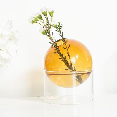 China Traditional Northern Europe Colored Ball Shape Vase Living Room Glass Hydroponic Flower Arrangement Tabletop Vase For Home Decor for sale