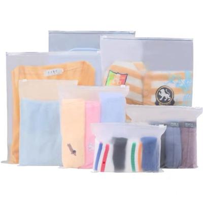 China Recyclable PVC custom zipper plastic bag for clothing, plastic packaging bag, zipper bag with logo for sale