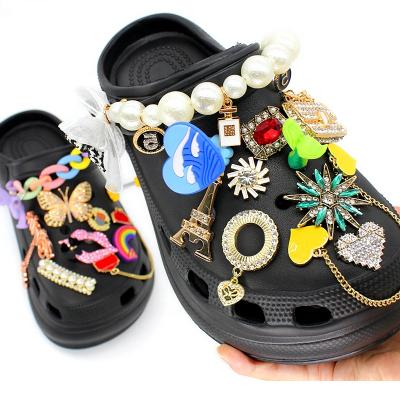 China Wholesale Price Designer Shoe Buckle Croc Chunks Charms Croc Shoe Charm For Luxury Croc Charms for sale