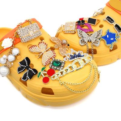 China Wholesale Shoe Buckle Croc Charms Shoe Charms Accessories Luxury Decoration For Designer Croc Chunks Charms for sale