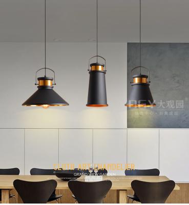 China New Industrial Modern Adjustable Bar Black Gold Hanging Pendant Light For Balcony for sale