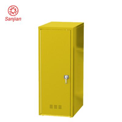 China Hot Sell Modern Outdoor Waterproof Bike Lockers Cabinet Metal Iron Bike Furniture Iron Amazon Bicycle Storage for sale