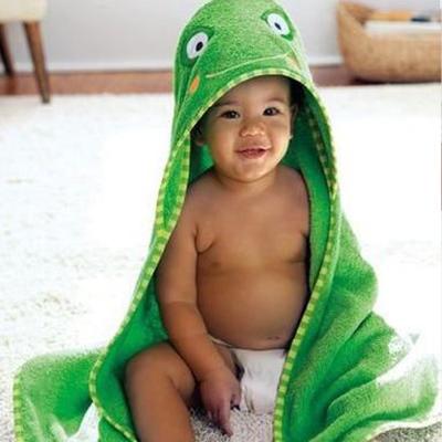 China QUICK DRY Drop Shipping Service Embroidered Hooded Square Baby Frog Bath Towel 90*90cm Frog for sale