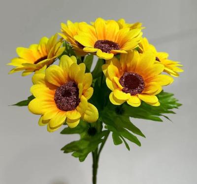 China Hot Sale 7 Sunflowers Simulation Flower Table Head Decoration Eco-friendly Patches Living Room Silk Light Flower Luxury High Quality Bouquet for sale