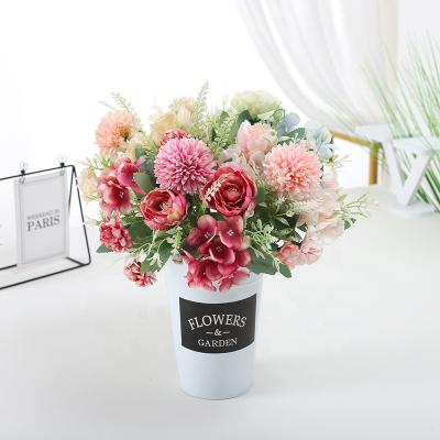 China Beautiful Simulation Flowers Rose Small Daisies Combination Hand Flowers Colorful Decoration Living Room Home Wedding Props Real Touch for sale