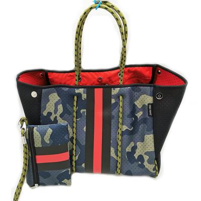 China Other RTS Camouflage Neoprene Fashion Beach Handbag Neoprene Waterproof Beach Tote Bag In Stock For Sale for sale