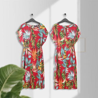 China Loose Dry Cleaning Summer Short Sleeve Women Puls Waist Belt Red Jacquard Dress Printed Green Leaf Pattern Floral Dress for sale