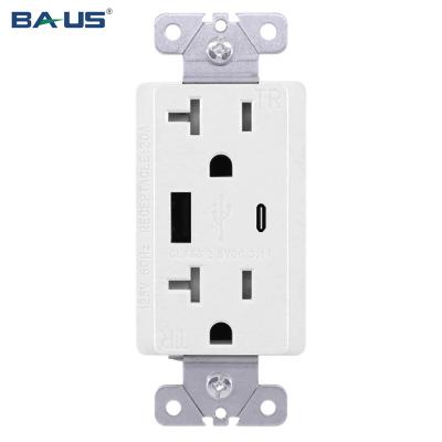 China Type A Type C USB Ports Outlet FTR20 Charging Type A Type C Extension Socket With High Speed ​​USB Charger Outlet White Color 3.1Amp 20 A for sale