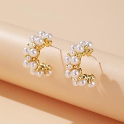 China European Style Vintage Pearl Stud Gold Earrings For Women Fashion Pearl Stud Earrings Jewelry Bohemian Wholesales for sale