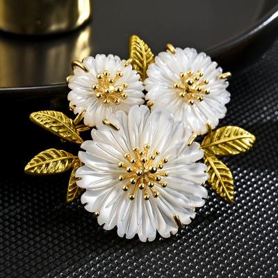 China Retro and modern High end designer unique Brooch Luxury Shell brooch for sale