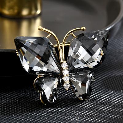 China Retro and modern Luxury insect Black crystal Butterfly Brooch Women premium pin for sale