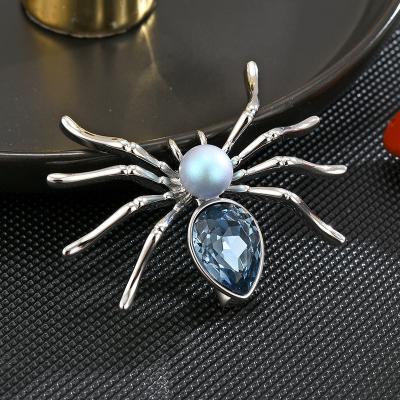 China Retro and modern Design blue crystal brooch high grade female spider pin for sale