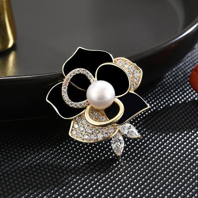 China Retro and modern Design camellia Lady high grade zirconium pearl personality corsage drop oil matching accessories brooch for sale